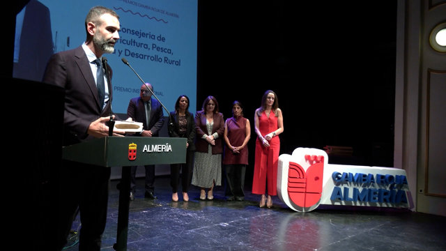 La III Gala de los Premios Gamba Roja premia a profesionales e instituciones des