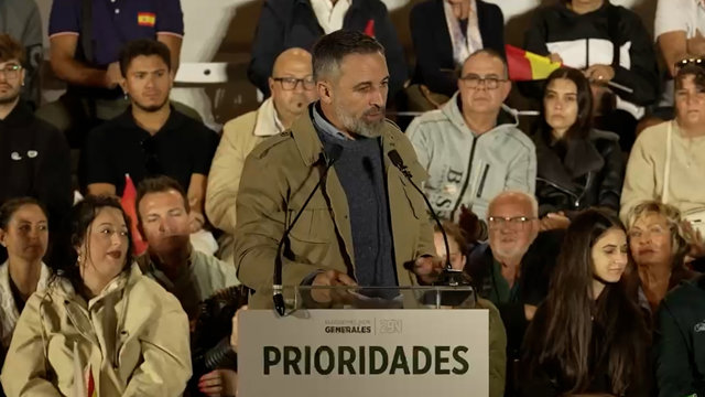 Abascal censura el "papel lamentable" de Sánchez en 'La Revuelta