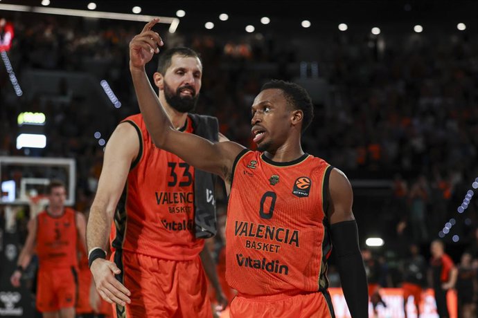 TJ Shorts, Valencia Basket