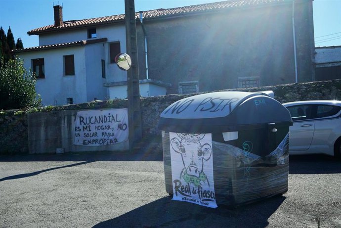 Casas donde iría el macroproyecto urbanístico ‘Bosques de Santander’, en el barrio de Rucandial.-ARCHIVO