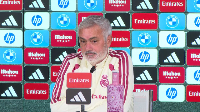 Mourinho: "A Fermín le cansa nuestro discurso y a nosotros nos cansan otras cosa
