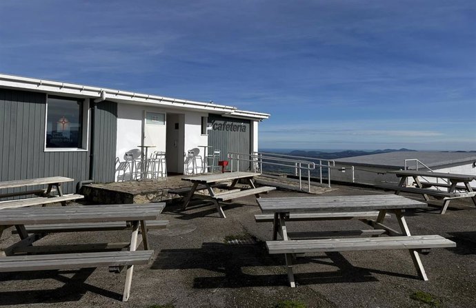 Archivo - Turismo adjudica a Elecnor las obras de actualización de la cafetería-restaurante de Peña Cabarga