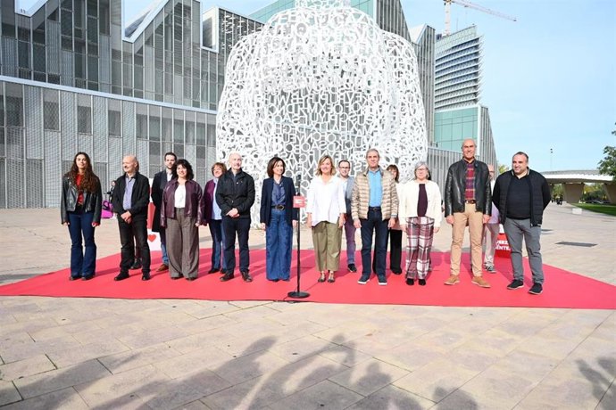 El PSOE Zaragoza ha presentado las candidaturas al Congreso y Senado en un acto celebrado en el espacio Alma del Ebro de la Expo.