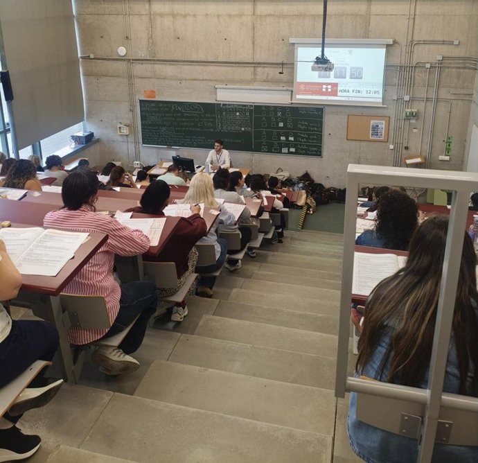 Las pruebas de mañana se celebrarán en la Facultad de Economía y Empresa de la Universidad de Murcia.
