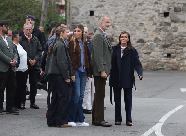 La Familia real durante su visita en Llanes