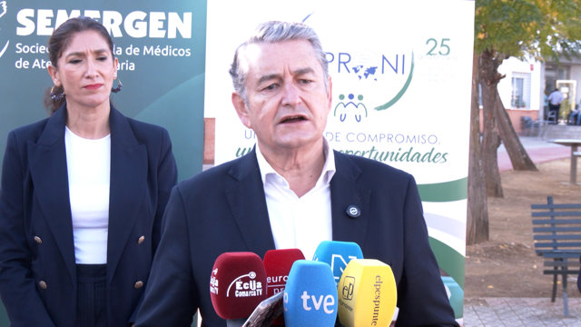 El Virgen del Rocío obtiene dos nuevos CSUR en las áreas de Endocrinología y Cir
