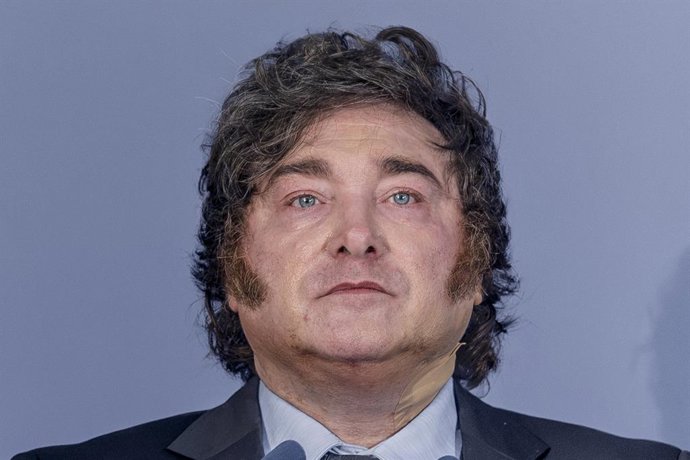 O presidente da República Argentina, Javier Milei, participa de um café da manhã informativo organizado pelo Fórum Europa, no Real Casino Gran Círculo de Madri, em 21 de outubro de 2026, em Madri (Espanha).
