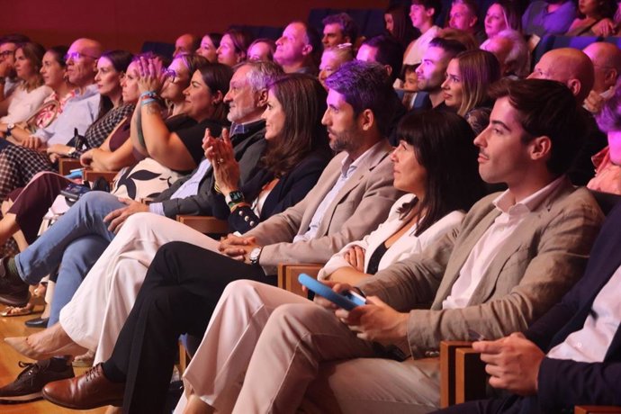 El municipio de El Ejido acoge la I Gala Adial de Estrellas.