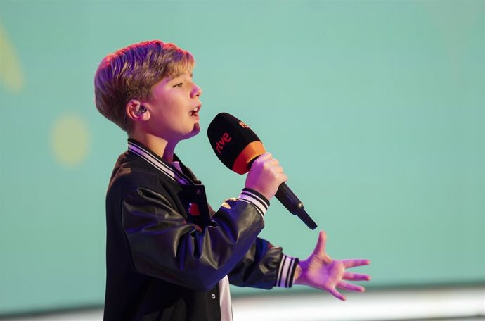 El representante de España en Eurojunior, Lucas Paulano, durante la presentación de la canción que representará a España en la XXIV edición de Eurovisión Junior, a 28 de septiembre de 2026, en Pozuelo de Alarcón, Madrid (España).