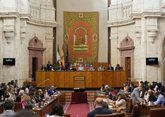 Foto: El Pleno del Parlamento de esta semana aprueba al presidente del Consejo de RTVA y aborda tres PNL sobre vivienda