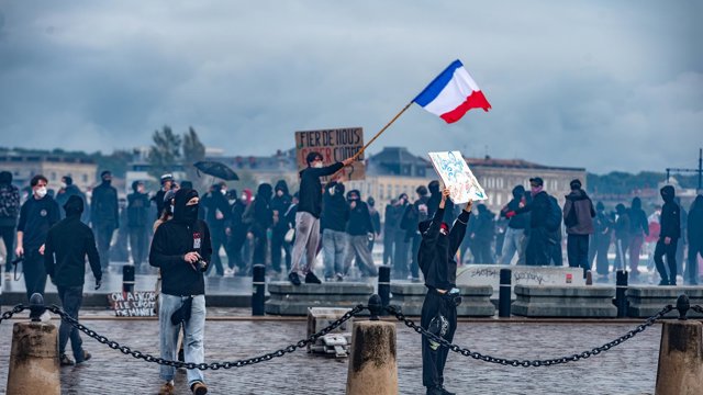 Segundo día de protestas contra el aumento del coste de la vida en Burdeos, Nueva Aquitania, Francia