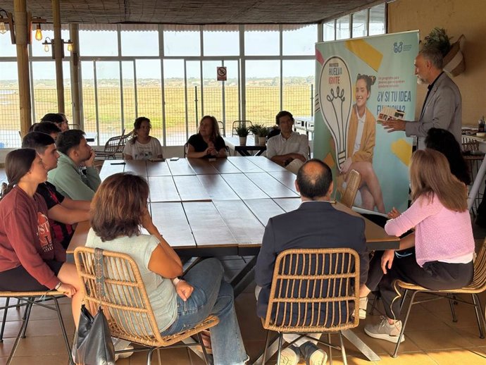Imagen de una de las jornadas en Isla Cristina con el Bootcamp de Huela Ignite, de la Diputación de Huelva.