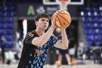 De Larrea se estrena como anotador con los Mavericks pero tropieza con Wembanyama