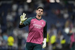 Thibaut Courtois of Real Madrid CF warms up during the Spanish League, LaLiga EA Sports, football match between Real Madrid and Villarreal CF at Bernabeu stadium on October 10, 2026, in Madrid, Spain.