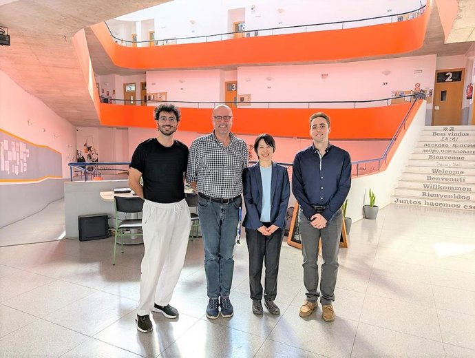 La Fundación Japón en Madrid estrecha lazos con la Escuela Oficial de Idiomas (EOI) de Murcia con la visita esta semana de la coordinadora jefe del Área de Lengua Japonesa de la institución, Ai Ibaragi