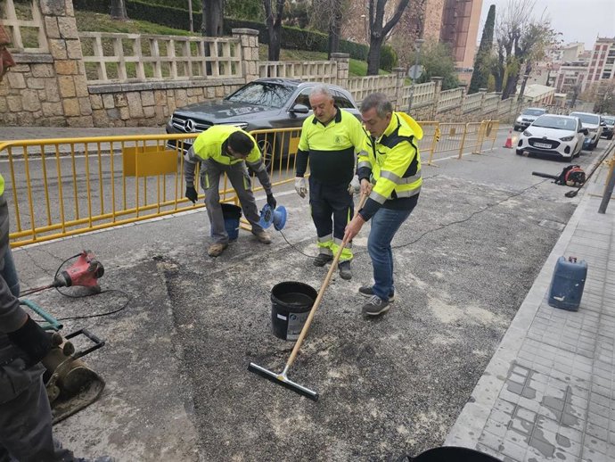 Imagen de las obras de mantenimiento urbano en Jaén.