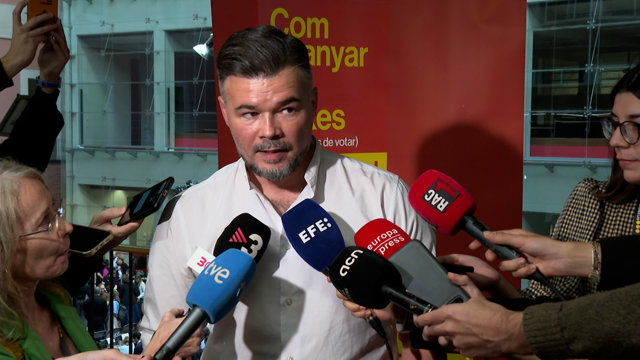 Rufián (ERC) rechaza los disturbios en Barcelona y avisa que "beneficia" a la ex