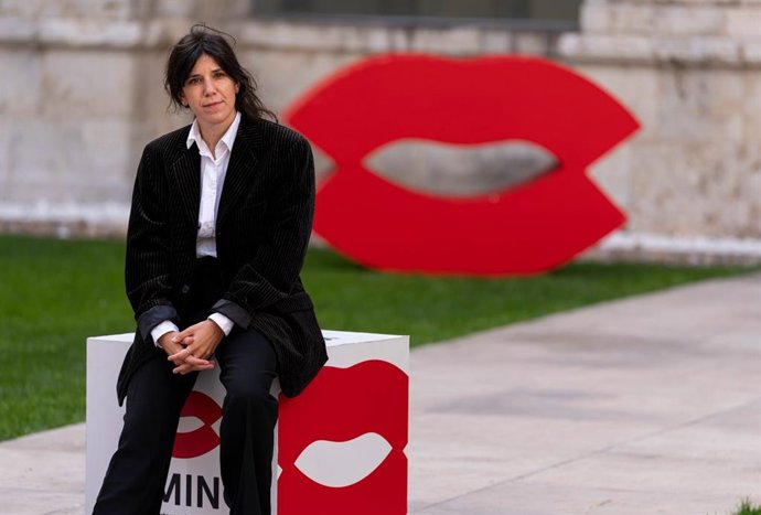 La cineasta francesa Marine Atlan en la Foto del Día de la tercera jornada de la 71 Seminci.