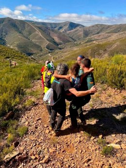 La Guardia Civil interviene en la evacuación de una deportista que participaba en el XII Kilómetro Vertical de Las Hurdes, a 25 de octubre de 2026.