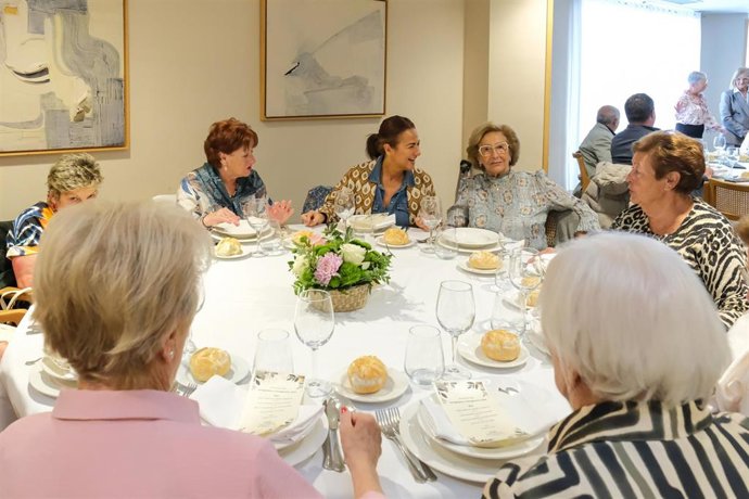 Homenaje a los mayores de la Asociación Eulalio Ferrer