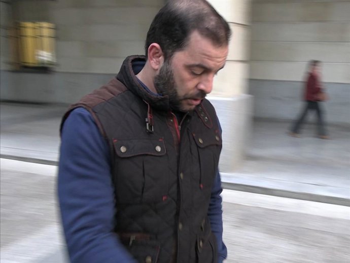 Antonio Tejado, serio en su última visita al juzgado tras la publicación del libro de su tía, María del Monte