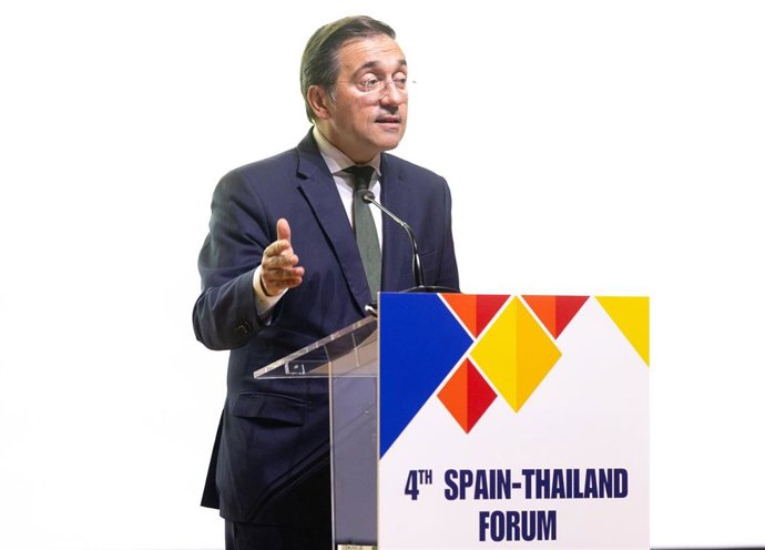 El ministro de Asuntos Exteriores, Unión Europea y Cooperación, José Manuel Albares, interviene durante la apertura del IV Foro España-Tailandia, en la sede del Ministerio, a 21 de octubre de 2026, en Madrid (España). El IV Foro España-Tailandia, organiza
