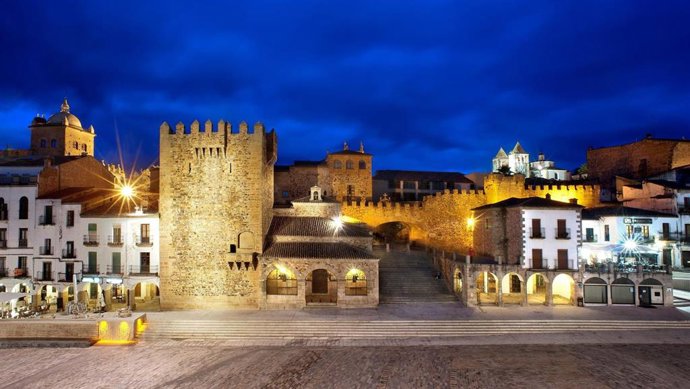 La DOP Torta del Casar presenta cinco rutas gastronómicas para disfrutar del otoño en la provincia de Cáceres