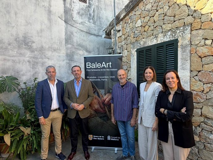 La Feria de Artesanía BaleArt reúne en la Misericordia a 70 expositores entre este jueves y este domingo.