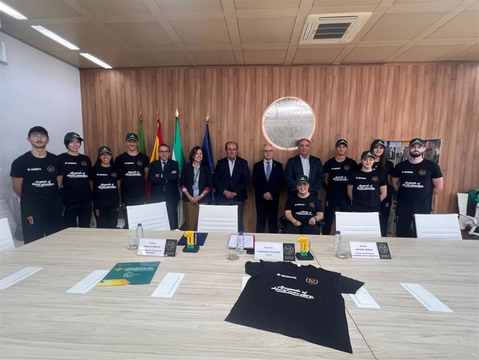 Caja Rural de Extremadura y la UEx firman un convenio de colaboración