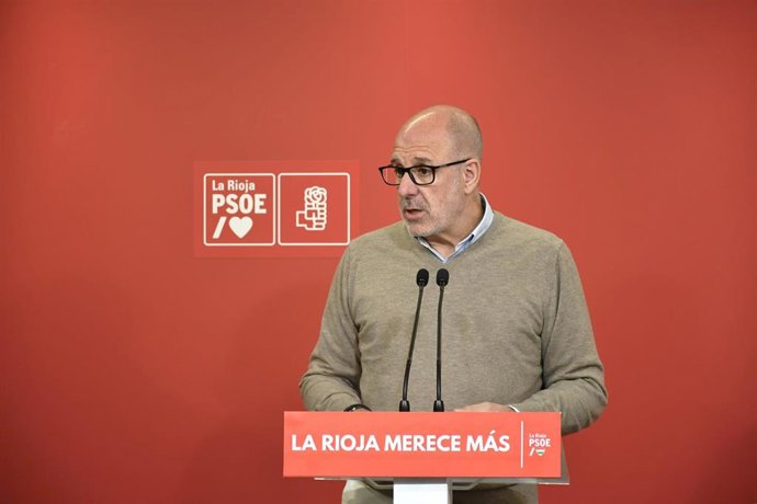 El diputado socialista, Miguel González de Legarra.
