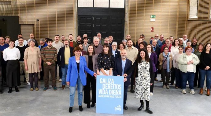 La portavoz nacional del BNG, Ana Pontón, presenta a los cabeza de lista en las cuatro provincias gallegas para las elecciones generales del 29 de noviembre.