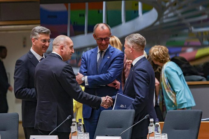 Archivo - Líderes europeos durante la última cumbre celebrada en Bruselas. 