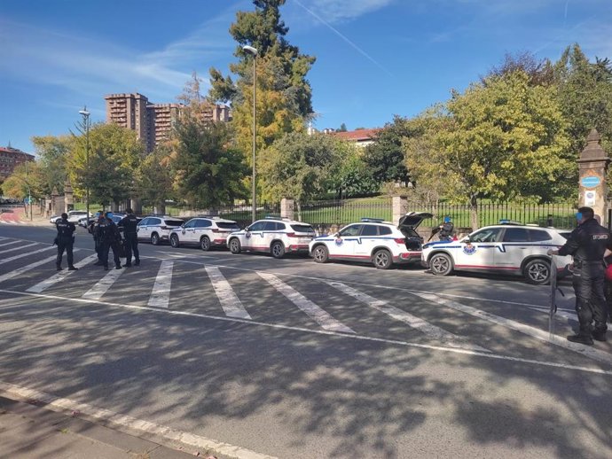 Posto da Ertzaintza próximo à Universidade de Deusto, em Bilbao