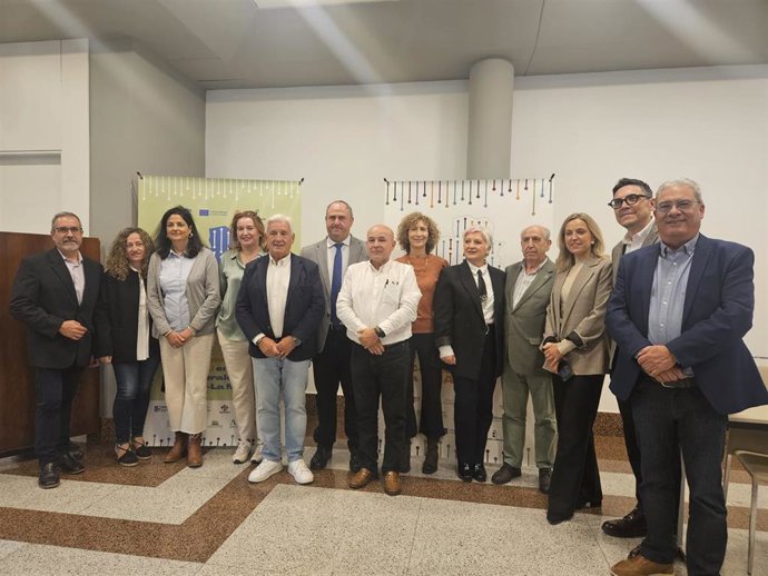 Once grupos de desarrollo rural impulsan un proyecto para acercar la inteligencia artificial al medio rural de C-LM.