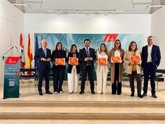 Foto: Cinco proyectos educativos de Castilla y León reciben los premios 'Enseñamos a Leer' 2026