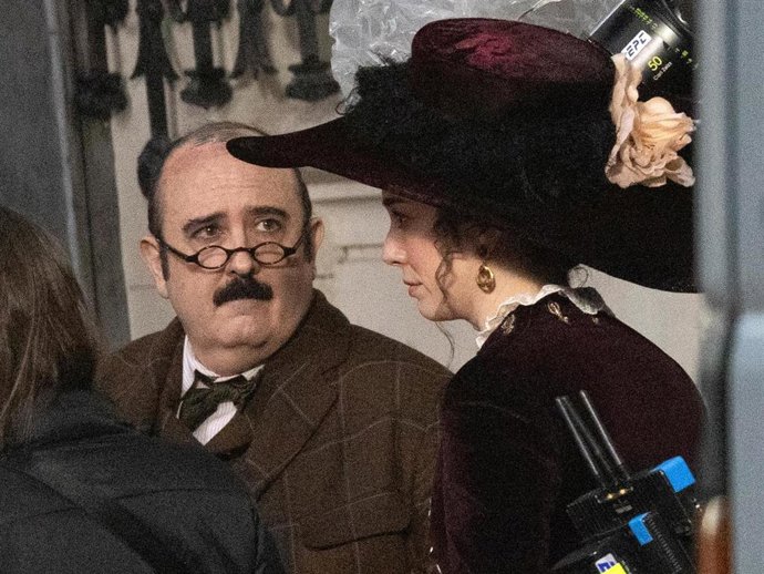 Blanca Suárez y Carlos Areces en el rodaje de 'El malentendido'