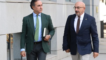 Mandos de Policía y Guardia Civil declaran que vieron barcos de Marruecos y que agentes guiaban a migrantes a Ceuta