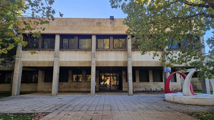 Archivo - La Facultad de Derecho de la Universidad de León (ULE) celebra este martes la Jornada 'Terrorismo y Estado de Derecho: retos sociales y jurídicos contemporáneos'.