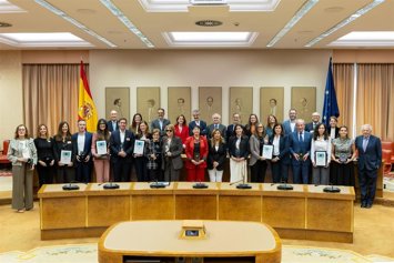 Ceremonia de entrega de los IX Premios de Diversidad e Inclusión, que concede la Fundación Adecco y el Club de Excelencia en Sostenibilidad. En el Congreso.