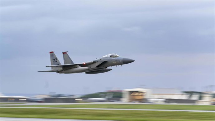 Archivo - Imagen de archivo de un caza de la Fuerza Aérea de Estados Unidos desplegado en Japón.