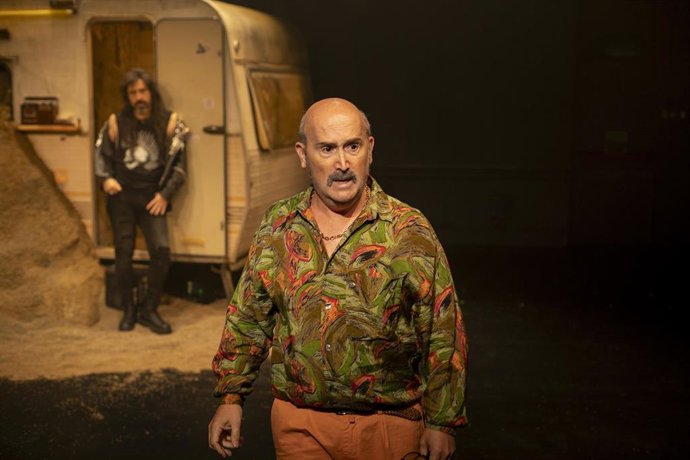 Javier Cámara llega por primera vez al Teatro del Soho CaixaBank con 'Verborrea', junto a Israel Elejalde, Marta Nieto y Emilio Tomé