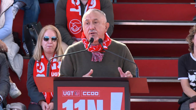 UGT critica que la patronal lleve "más de un año" sin sentarse a negociar el AEN