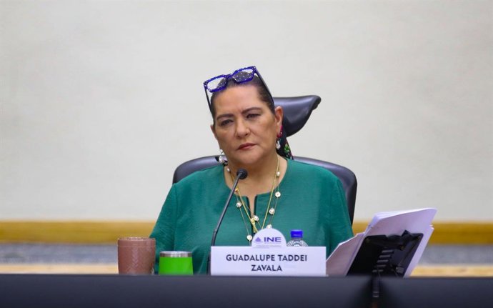 Archivo - Arquivo - 17 de setembro de 2026: TO-45156 - Cidade do México, 17 de setembro de 2026: Duas sessões extraordinárias do Conselho Geral estão sendo realizadas na sede do Instituto Nacional Eleitoral, na Cidade do México, presididas por Guadalupe T