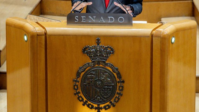 Archivo - El ministro de la Presidencia, Justicia y Relaciones con las Cortes, Félix Bolaños, interviene durante la sesión de control al Gobierno, a 21 de abril de 2026, en Madrid (España).