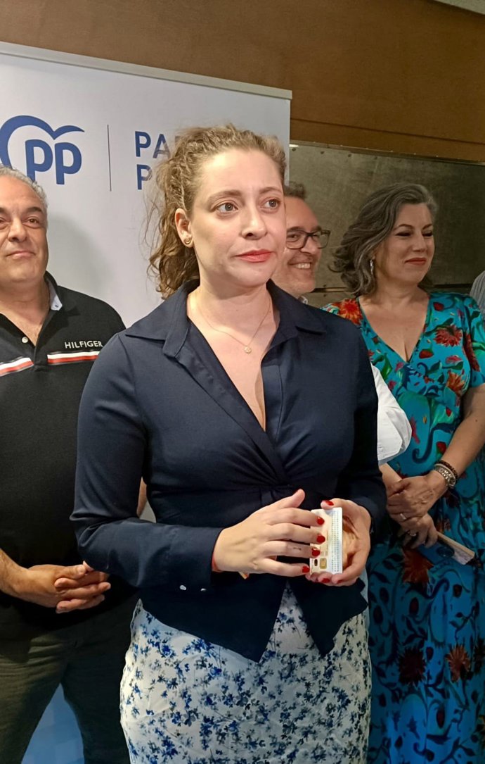 Archivo - Imagen de archivo de la portavoz de campaña del PP y del Grupo Popular en el Congreso y cabeza de lista al Congreso por León, Ester Muñoz.