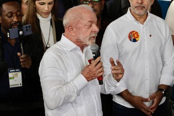 October 25, 2026, Sao Bernardo Do Campo, Sao Paulo, Brasil: (int) Lula da Silva's press conference after casting his vote in Sao Bernardo do Campo. October 25, 2026, Sao Paulo, Brazil: T