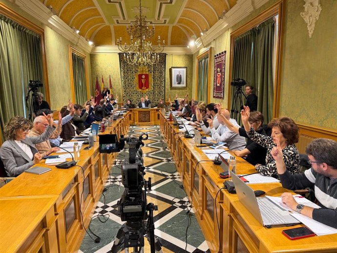 Pleno en el Ayuntamiento de Cuenca.