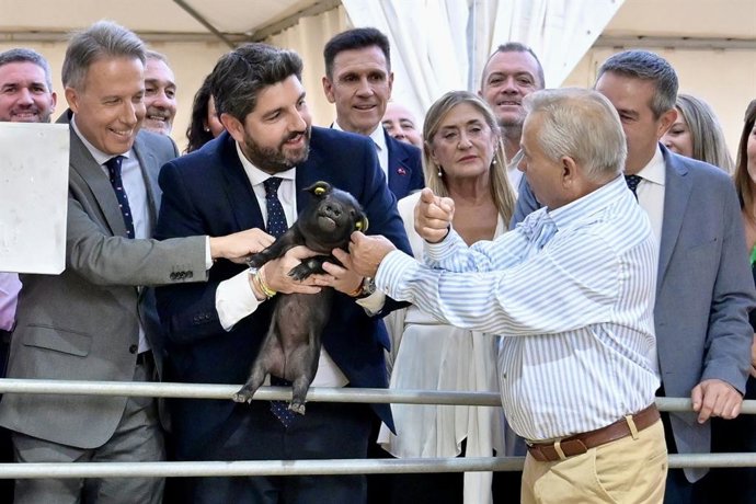 El presidente de la Comunidad, Fernando López Miras, en Sepor