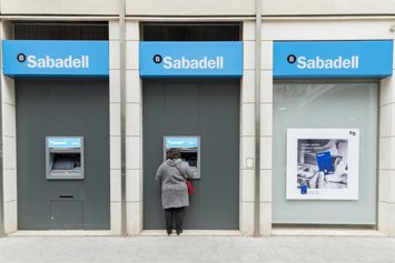 Archivo - Banco Sabadell