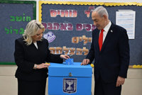 Netanyahu invoca a Trump para pedir el voto con el foco en Irán y ordena derrocar a las autoridades iraníes